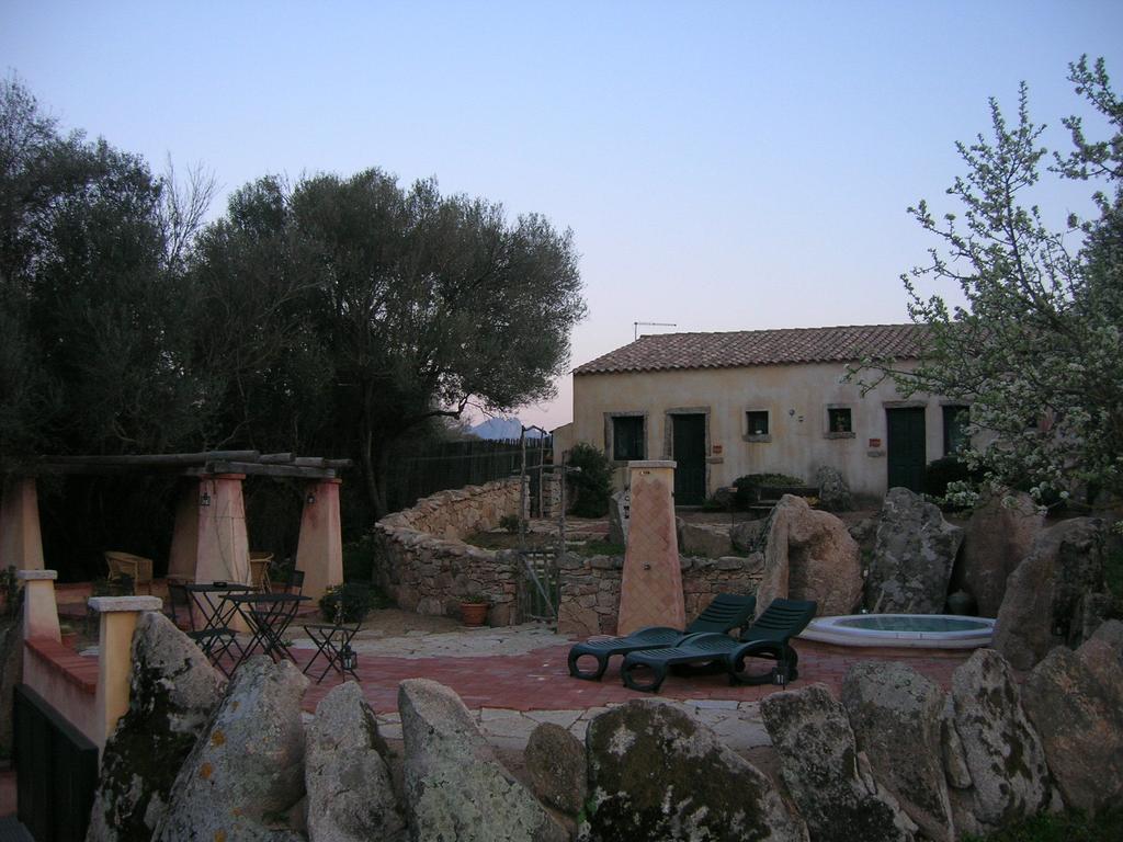 La Mesenda Rooms & Apartments Arzachena Eksteriør bilde
