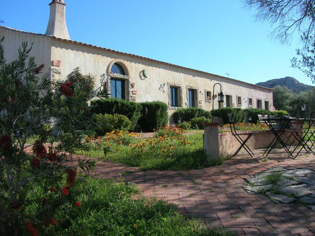La Mesenda Rooms & Apartments Arzachena Eksteriør bilde